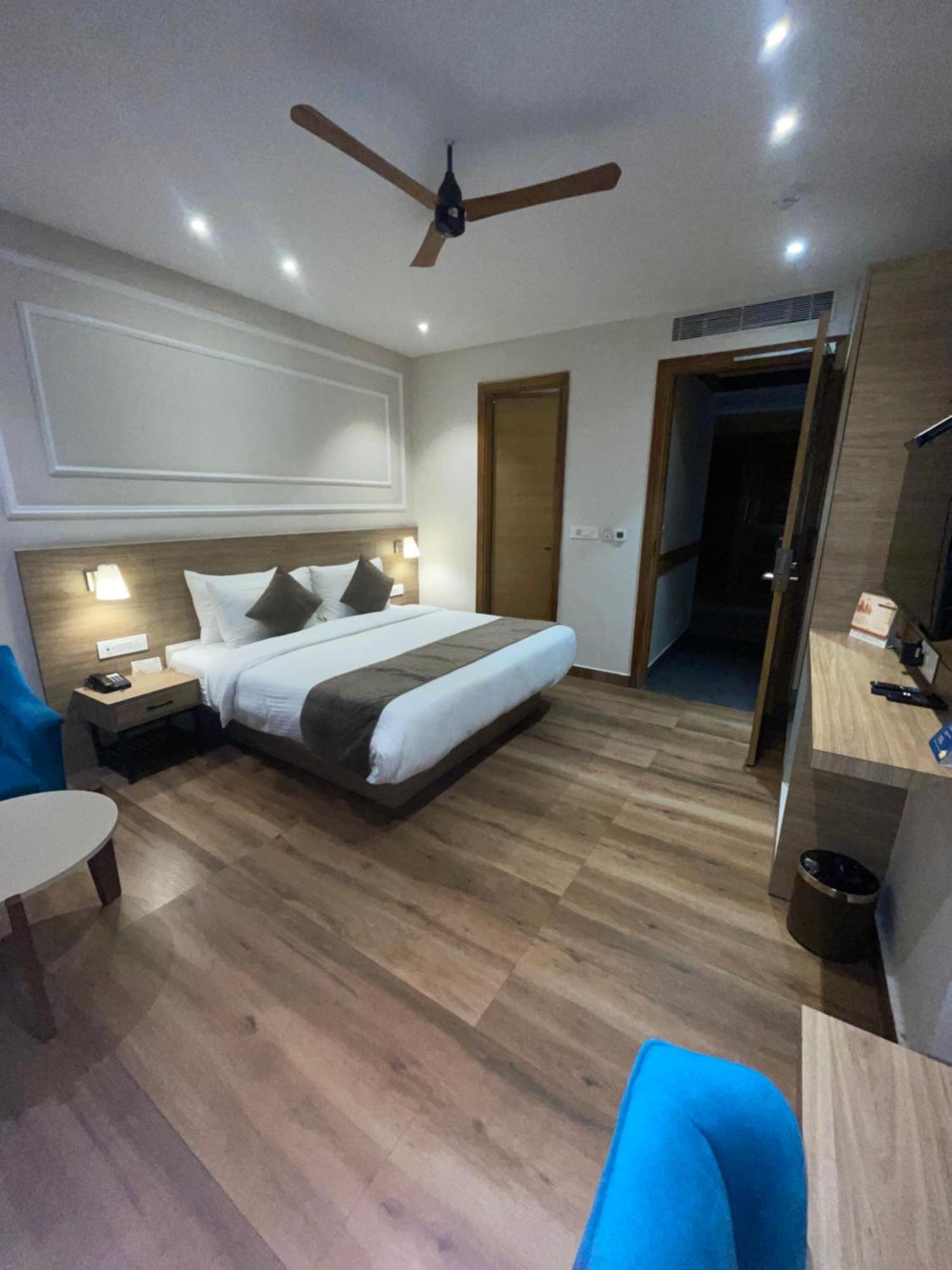 Pride Hotel And Resort Ришикеш Экстерьер фото